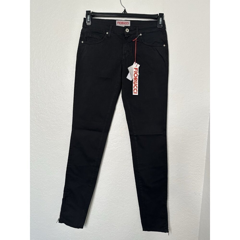 Fiorucci Black Jeans Skinny Stretch 26/40 US 2/4 NWT Low Rise Zipper Hem Italy‎
